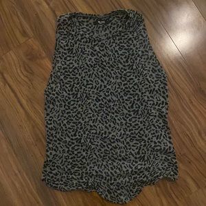 Michael Lauren tank size small